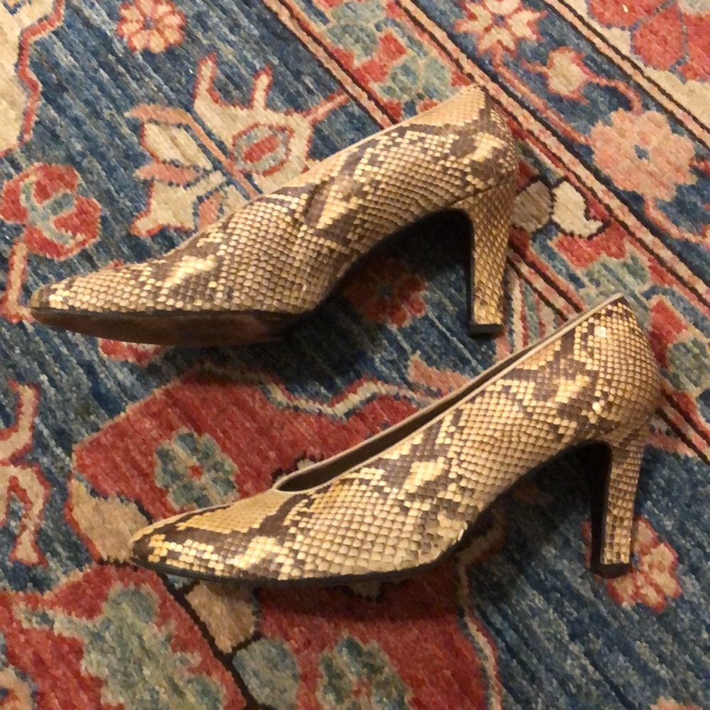 Vintage Stuart Weitzman Python Heels Y2k - image 2
